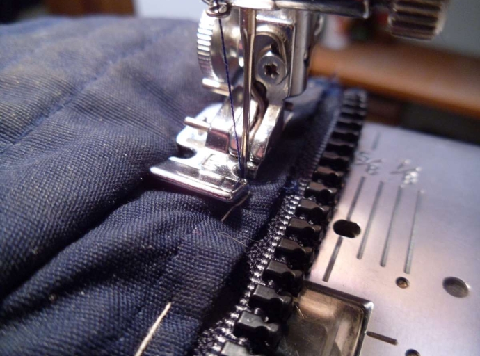Threading the Needle: Automation's Double-Sided Seam in Apparel